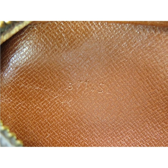 Louis Vuitton Monogram Toiletry Bag in Brown and Gold - Picture 12 of 13